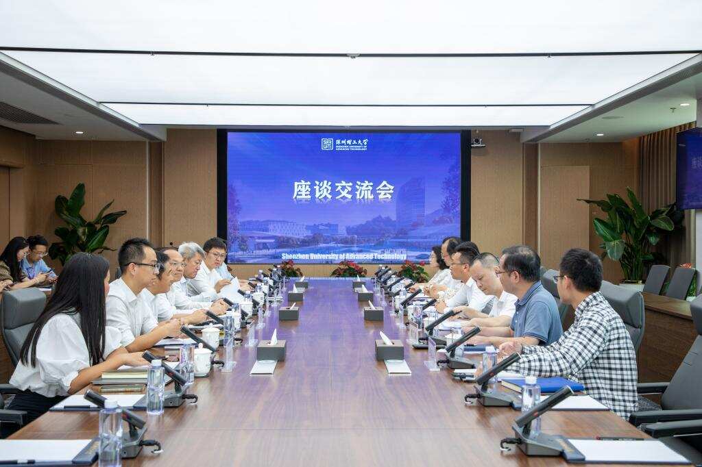 光明区政府一行调研英国威廉集团官网