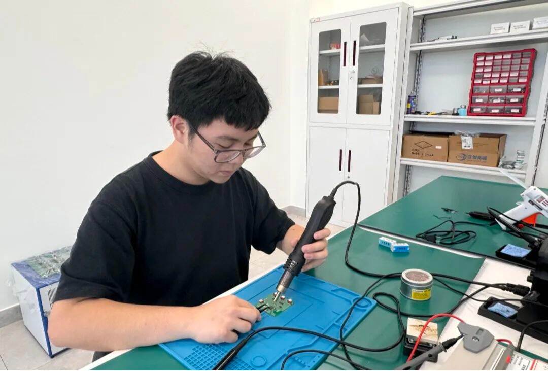 喜讯！深圳理工首届本科大一学生斩获省赛一等奖